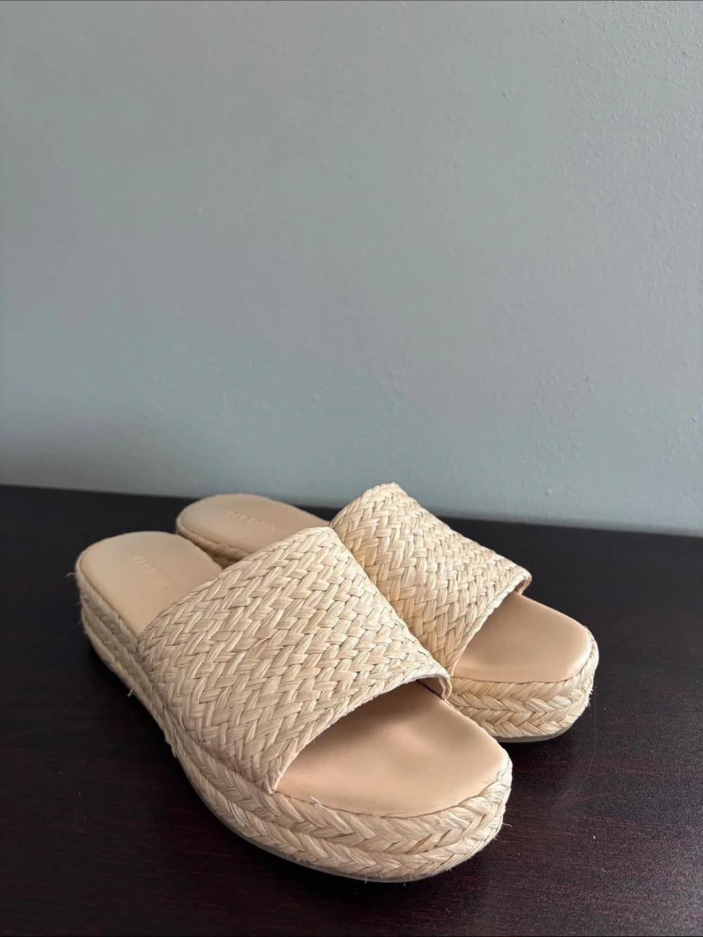 Old Navy Natural Woven Platform Slide Sandals
